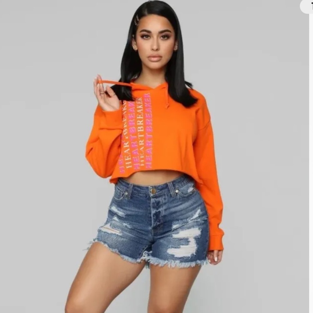Fashion nova right of passage distressed Bermuda shorts size 3